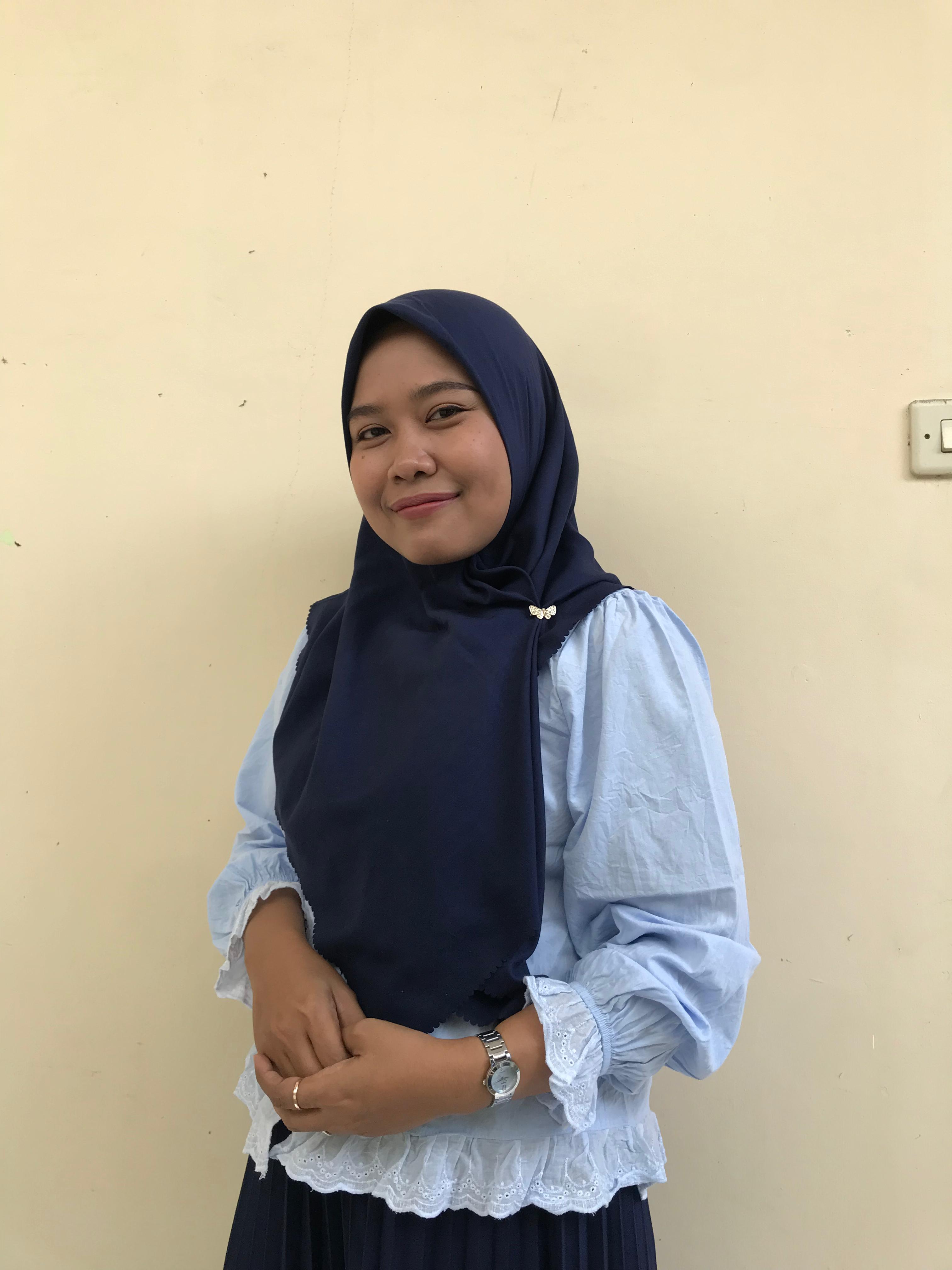 Dyan Sari, S.Pd.